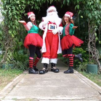 Santa Claus y 2 duendesitas